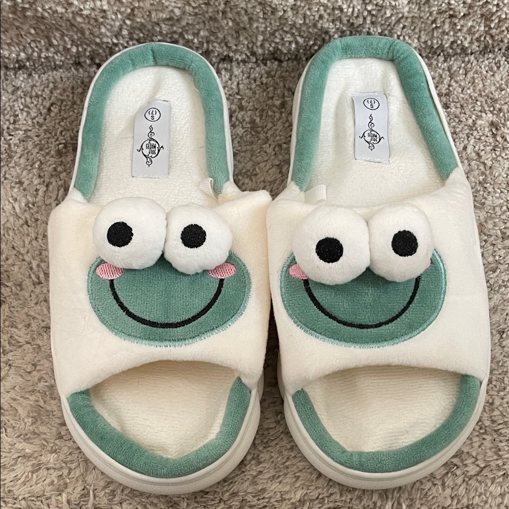 Cute Frog Smiley Face Slippers Soul Mate